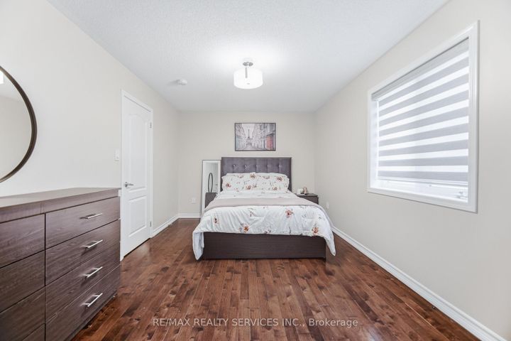 Photo 28 at 28 Enford Crescent, Northwest Brampton, Brampton