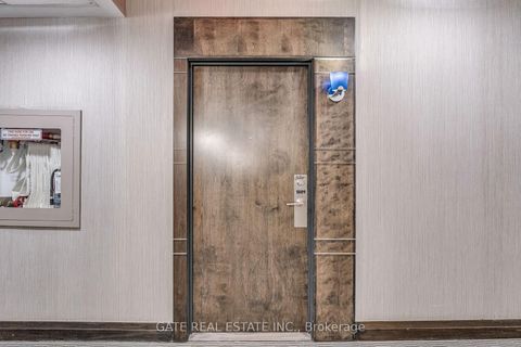 Photo 3 at 1809 - 18 Harbour Street, Waterfront Communities C1, Toronto