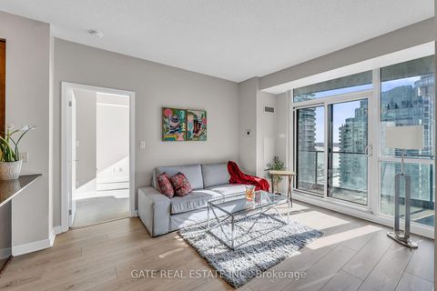 Photo 12 at 1809 - 18 Harbour Street, Waterfront Communities C1, Toronto