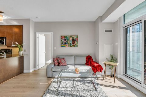 Photo 13 at 1809 - 18 Harbour Street, Waterfront Communities C1, Toronto