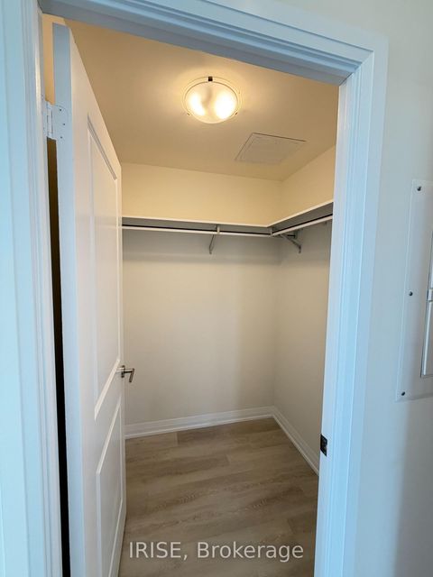 Photo 9 at 1129 - 3270 Sheppard Avenue E, Sullivan, Toronto