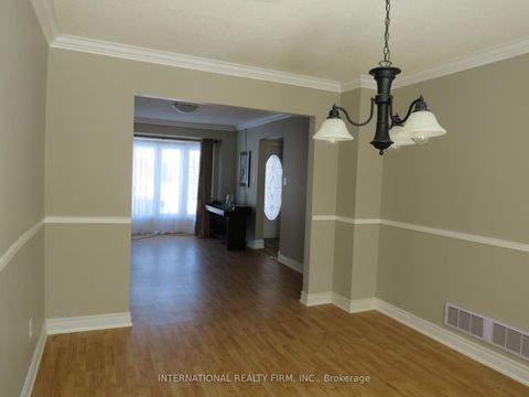 Photo 8 at 824 Crowells Street, Pinecrest, Oshawa