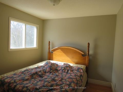 Photo 16 at 824 Crowells Street, Pinecrest, Oshawa