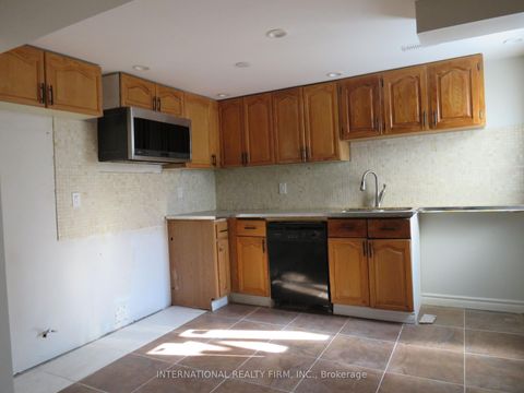 Photo 30 at 824 Crowells Street, Pinecrest, Oshawa