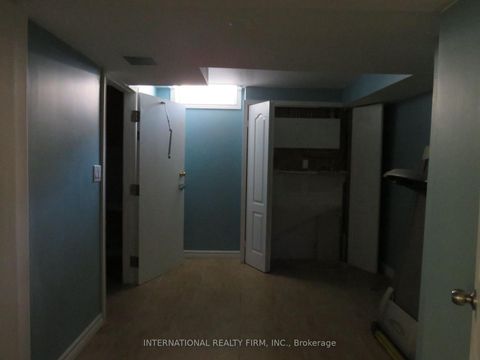 Photo 37 at 824 Crowells Street, Pinecrest, Oshawa