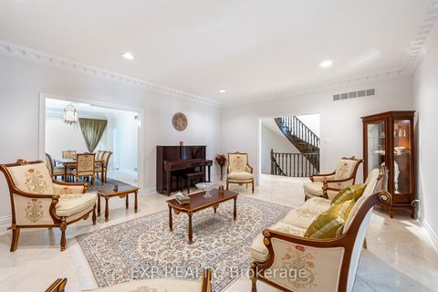 Photo 8 at 29 Northgate Crescent, Bayview Hill, Richmond Hill