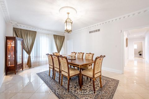 Photo 9 at 29 Northgate Crescent, Bayview Hill, Richmond Hill