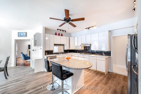 Photo 10 at 29 Northgate Crescent, Bayview Hill, Richmond Hill