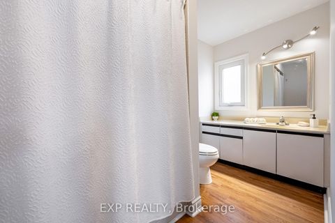 Photo 33 at 29 Northgate Crescent, Bayview Hill, Richmond Hill