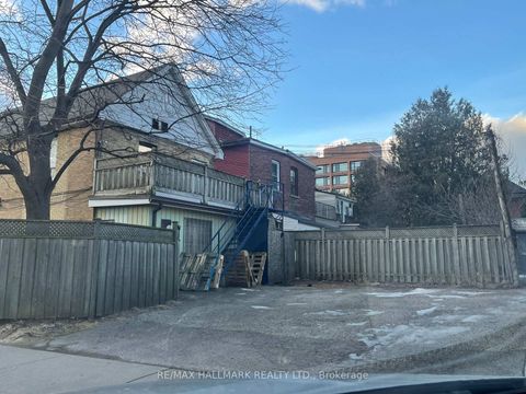 Photo 3 at 675 Broadview Avenue, North Riverdale, Toronto