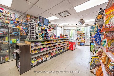 Photo 6 at 675 Broadview Avenue, North Riverdale, Toronto