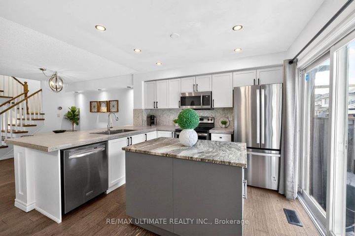 Photo 14 at 2441 Baintree Crescent, WM Westmount, Oakville