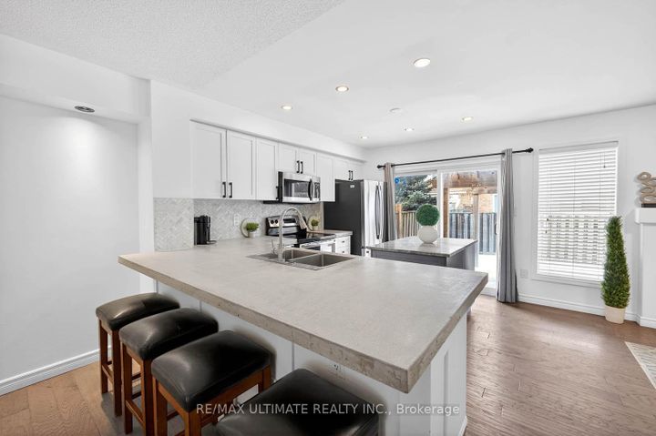 Photo 15 at 2441 Baintree Crescent, WM Westmount, Oakville