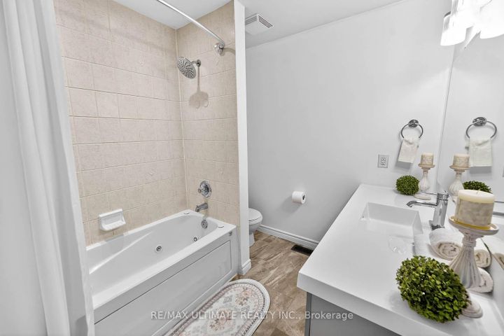 Photo 27 at 2441 Baintree Crescent, WM Westmount, Oakville