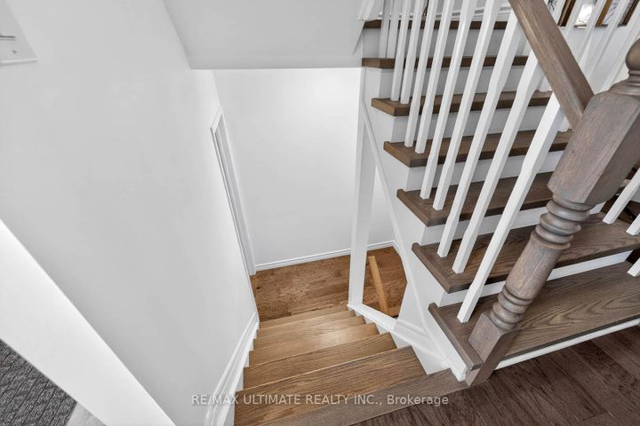 Photo 30 at 2441 Baintree Crescent, WM Westmount, Oakville