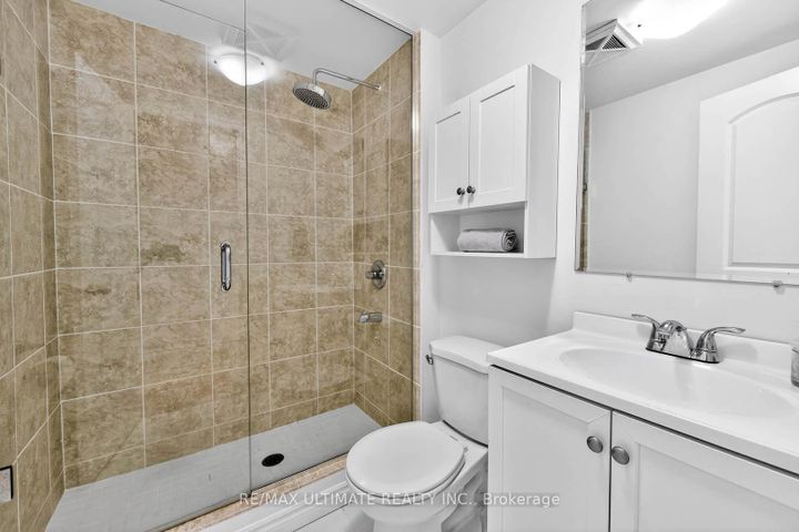 Photo 36 at 2441 Baintree Crescent, WM Westmount, Oakville