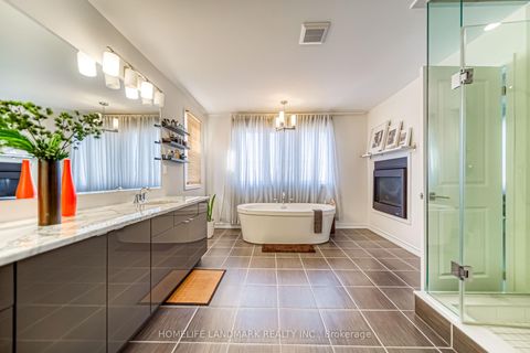 Photo 17 at 294 Valermo Drive, Alderwood, Toronto