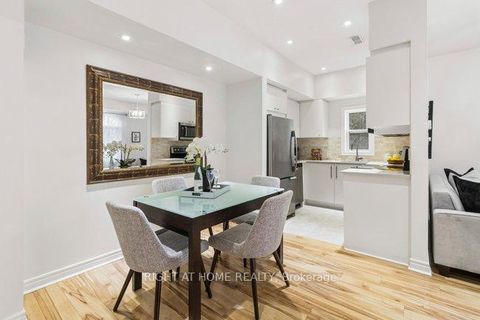 Photo 10 at 23 - 125 Hall Street W, Mill Pond, Richmond Hill