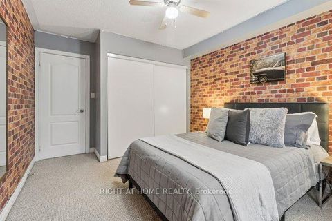 Photo 23 at 23 - 125 Hall Street W, Mill Pond, Richmond Hill