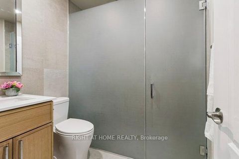 Photo 25 at 23 - 125 Hall Street W, Mill Pond, Richmond Hill