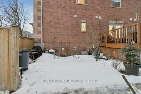 Photo 41 at 23 - 125 Hall Street W, Mill Pond, Richmond Hill