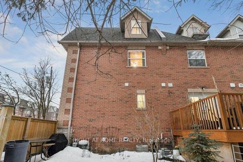 Photo 43 at 23 - 125 Hall Street W, Mill Pond, Richmond Hill