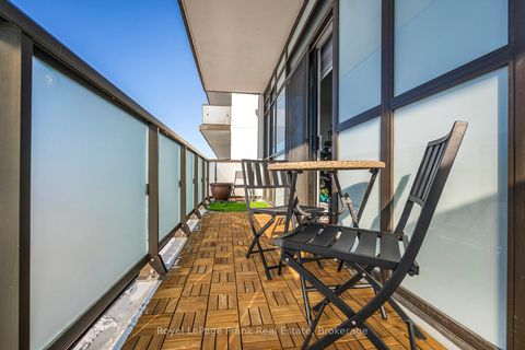 Photo 21 at 718 - 2550 Simcoe Street N, Windfields, Oshawa