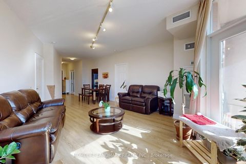 Photo 7 at 163 - 23 Cox Boulevard, Unionville, Markham