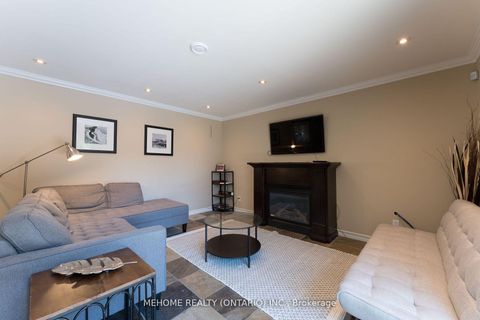 Photo 3 at 16 Abbottswood Road, Bendale, Toronto