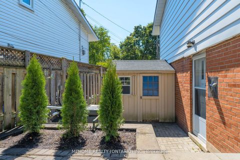 Photo 16 at 16 Abbottswood Road, Bendale, Toronto