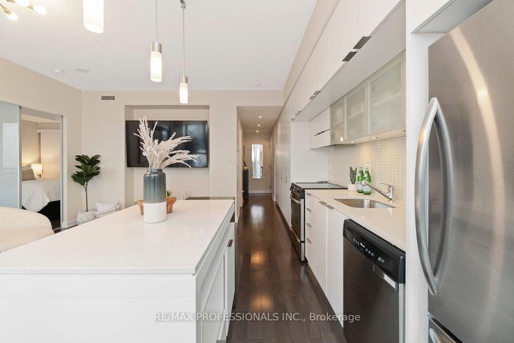 Photo 10 at 2404 - 110 Charles Street E, Yonge Corridor, Toronto