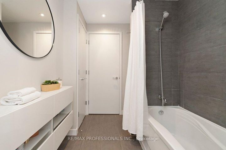 Photo 18 at 2404 - 110 Charles Street E, Yonge Corridor, Toronto