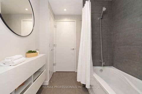 Photo 18 at 2404 - 110 Charles Street E, Yonge Corridor, Toronto