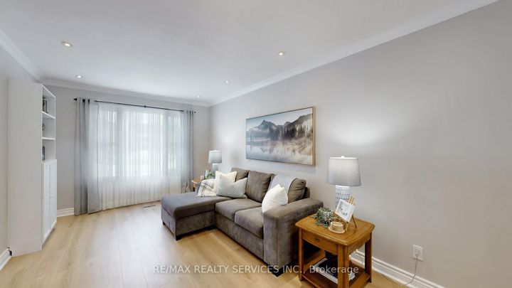 Photo 6 at 49 Mikado Crescent, Central Park, Brampton