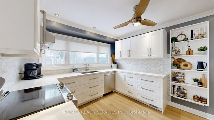 Photo 20 at 49 Mikado Crescent, Central Park, Brampton