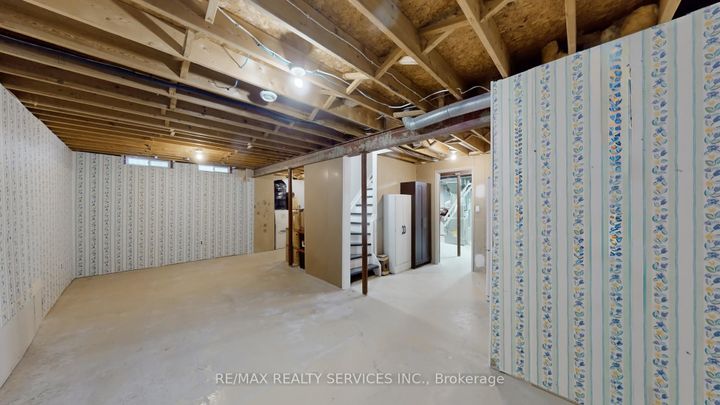 Photo 41 at 49 Mikado Crescent, Central Park, Brampton