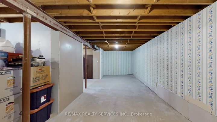 Photo 42 at 49 Mikado Crescent, Central Park, Brampton