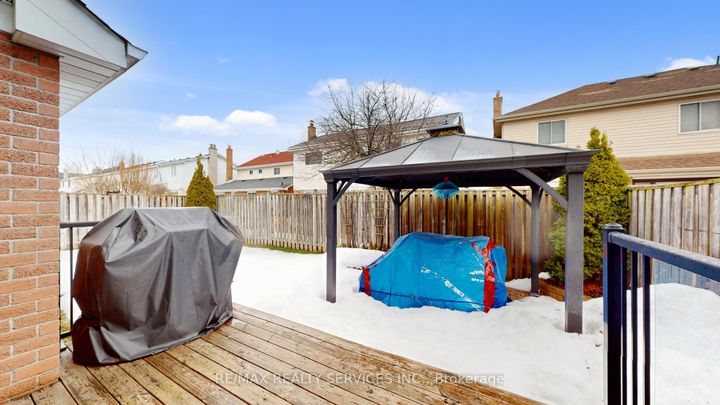 Photo 45 at 49 Mikado Crescent, Central Park, Brampton