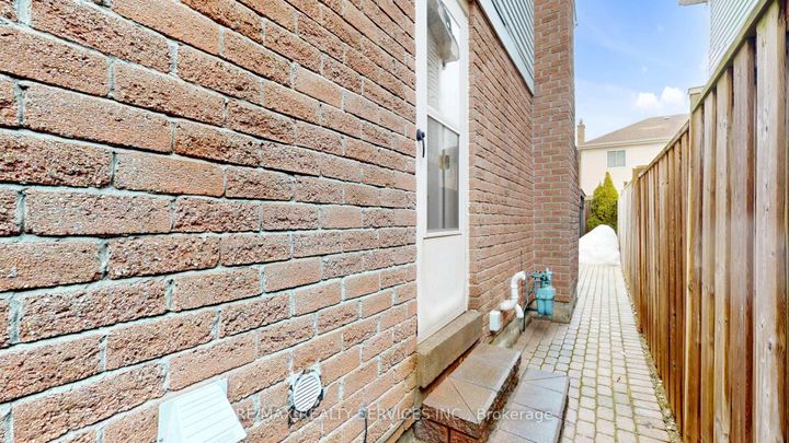 Photo 47 at 49 Mikado Crescent, Central Park, Brampton