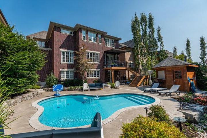 Photo 42 at 76 Annsleywood Court, Kleinburg, Vaughan