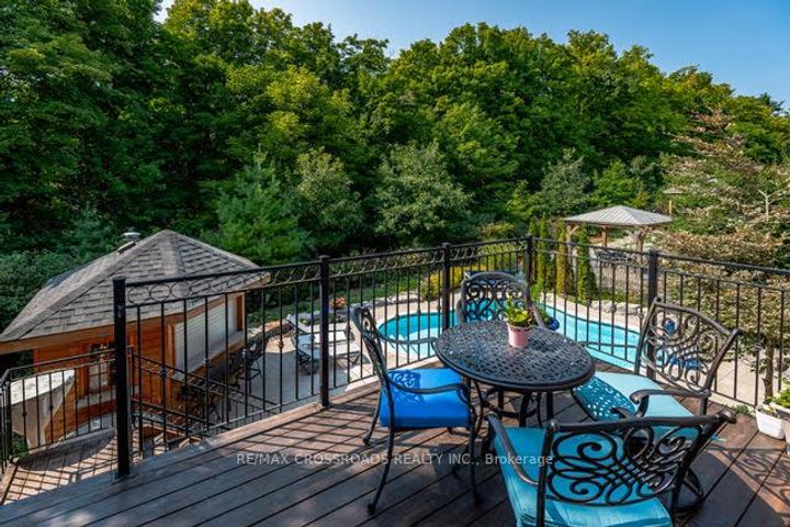 Photo 45 at 76 Annsleywood Court, Kleinburg, Vaughan