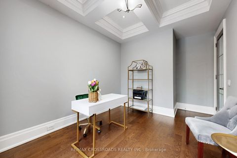 Photo 14 at 76 Annsleywood Court, Kleinburg, Vaughan