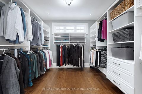 Photo 19 at 76 Annsleywood Court, Kleinburg, Vaughan