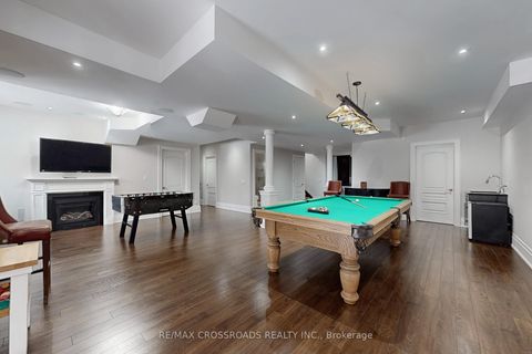 Photo 32 at 76 Annsleywood Court, Kleinburg, Vaughan