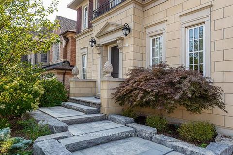 Photo 41 at 76 Annsleywood Court, Kleinburg, Vaughan