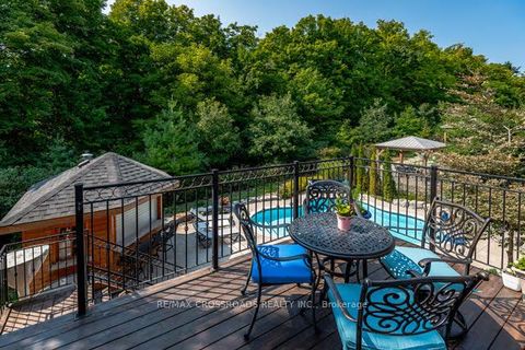 Photo 45 at 76 Annsleywood Court, Kleinburg, Vaughan