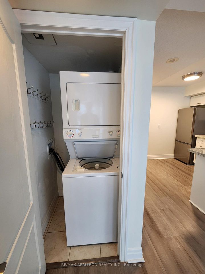 Photo 14 at 816 - 2121 Lakeshore Boulevard W, Mimico, Toronto