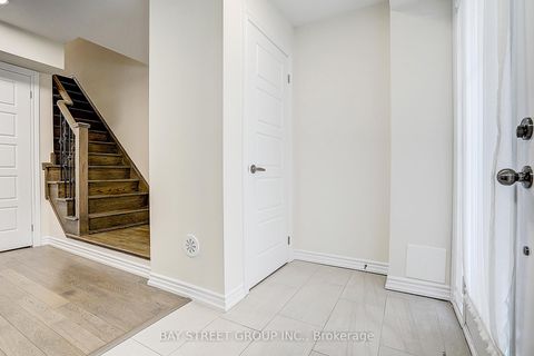 Photo 6 at 10943 VICTORIA SQUARE Boulevard, Victoria Square, Markham