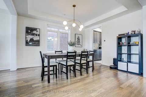 Photo 9 at 10943 VICTORIA SQUARE Boulevard, Victoria Square, Markham