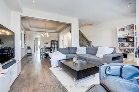 Photo 12 at 10943 VICTORIA SQUARE Boulevard, Victoria Square, Markham